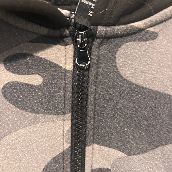 Boys black and grey camo zip up hoodie. Sherpa lining. Sz 14/16 - Picture 3 of 5